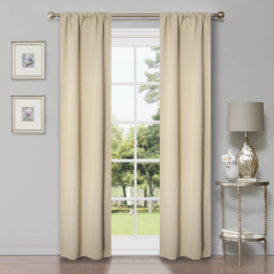 Paire de rideaux obscurcissant avec œillets Millendon