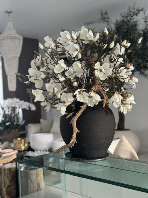 Black Konos Vase With White Magnolias