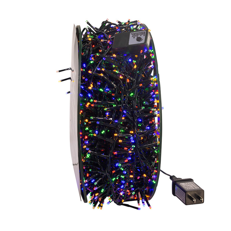 1 800 guirlandes de lumières, Multicolore