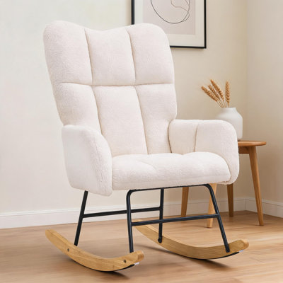 Fauteuil à bascule coulissant en peluche ivoire blanc avec dossier surélevé et coussins moelleux, idéal pour la chambre à coucher, le salon et les loisirs intérieurs.