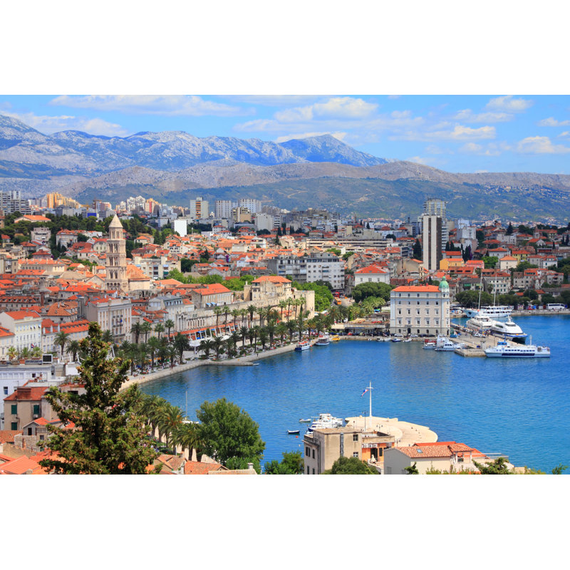 Gwyneth, Split Bay, en croatie, par Tupungato, H 8 po x l 12 po