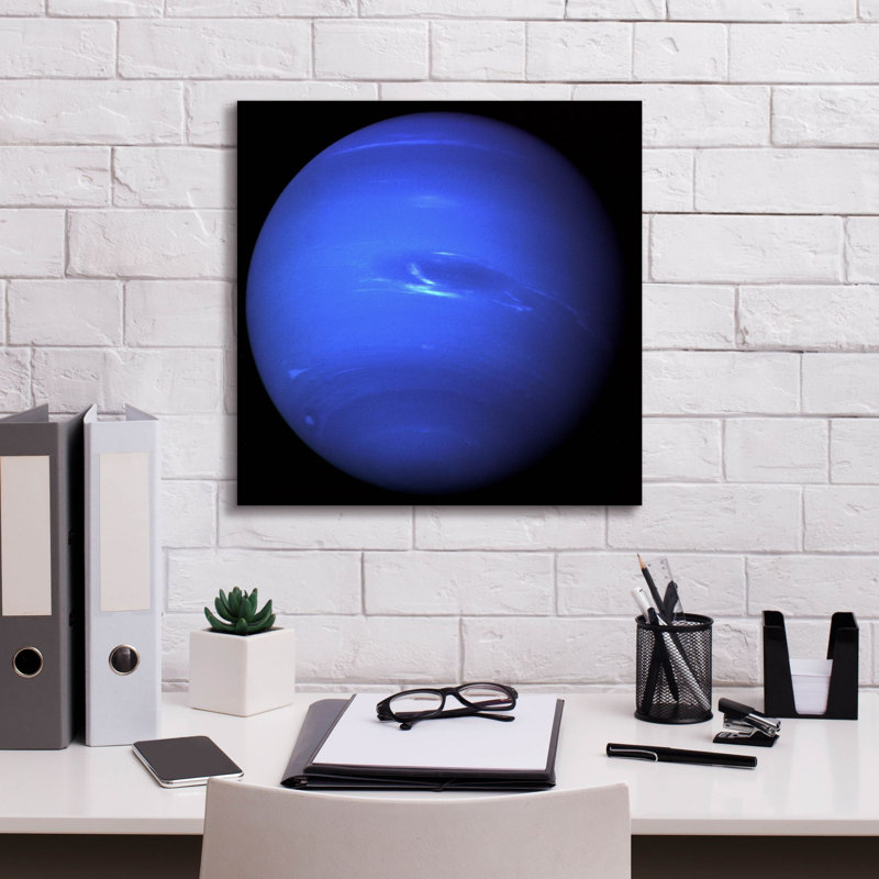 «Planète Neptun» par Epic Portfolio, art mural sur toile, H 18 po x l 18 po x P 0,75 po
