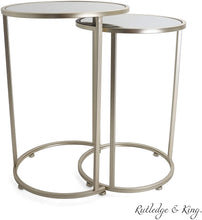 Tables gigognes de 21,75 po de hauteur, Or