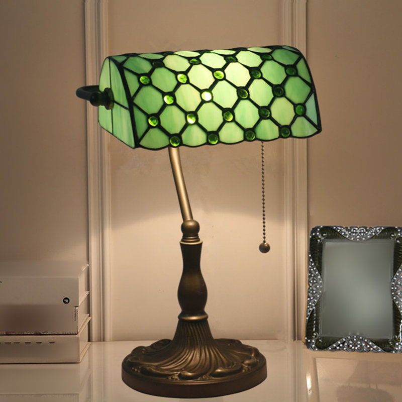 Lampe de bureau en métal Aeralyn