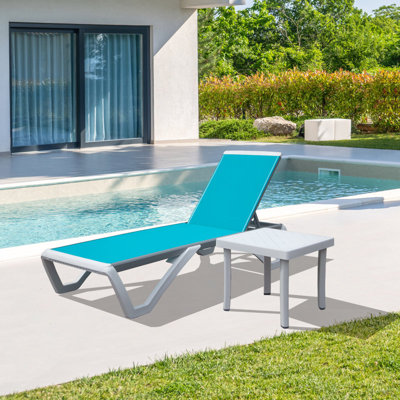 Outdoor Metal Chaise Lounge with Table