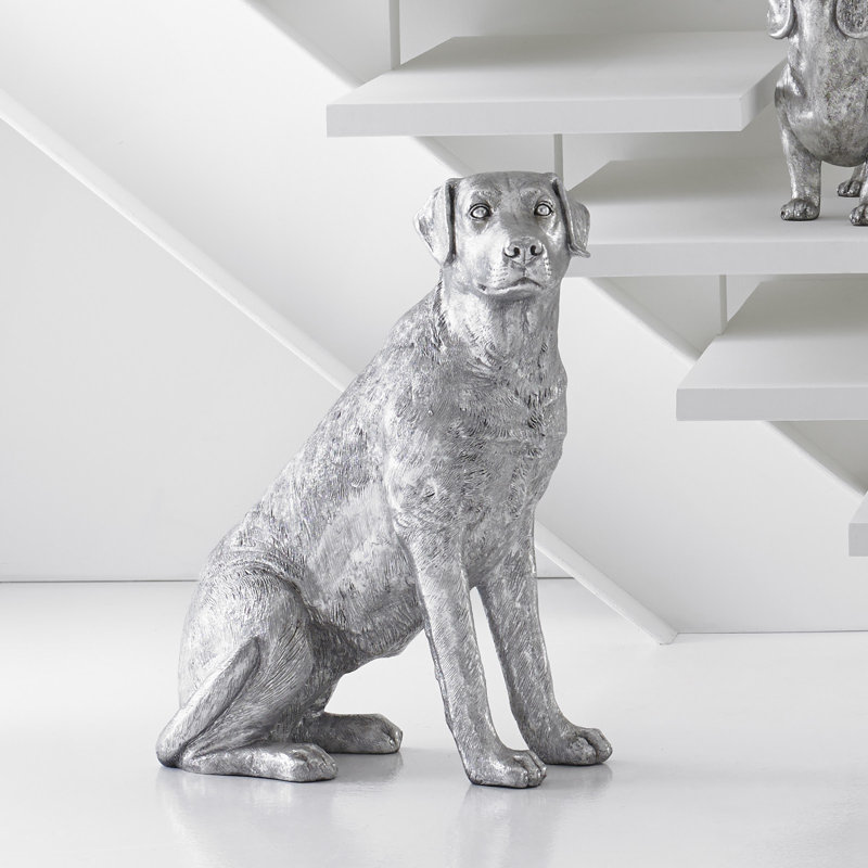 Labrador Statue