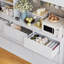 Armoire de cuisine avec station de charge, huche de cuisine avec comptoir de 70,87 po de largeur, garde-manger avec tiroirs et tablettes pour le salon, blanc