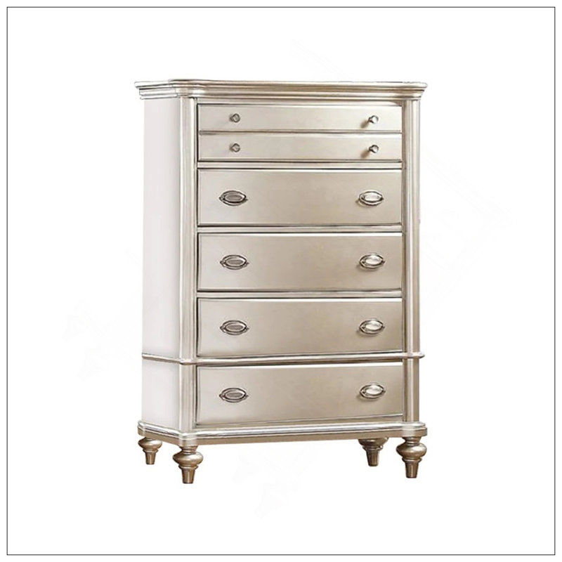 Meuble de chambre à coucher élégant avec poignées en contreplaqué argent / champagne