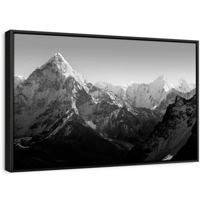 " Black And White Mountain "