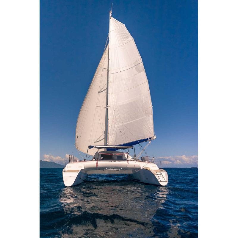 Luxury Luxury Catamaran by Pierivb - Photographie sur toile tendue, H 18 po x l 12 po