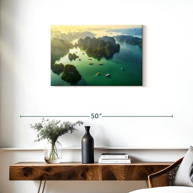 Vue aérienne de la baie d'Halong, Gillard, H 20 po x l 30 po