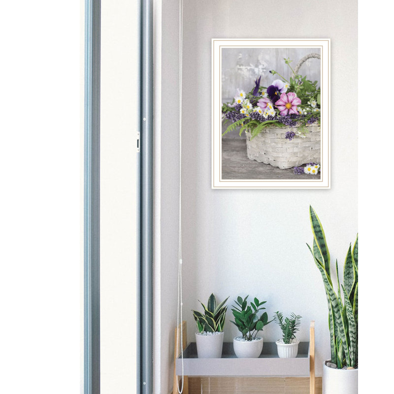 «Fresh Garden Basket», art mural encadré pour le salon et la maison par Lori Deiter