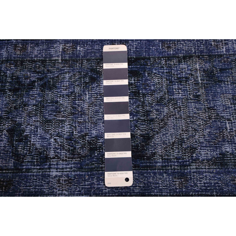 Tapis indigo à transition de couleur 9 pi 6 po x 12 pi 4 po