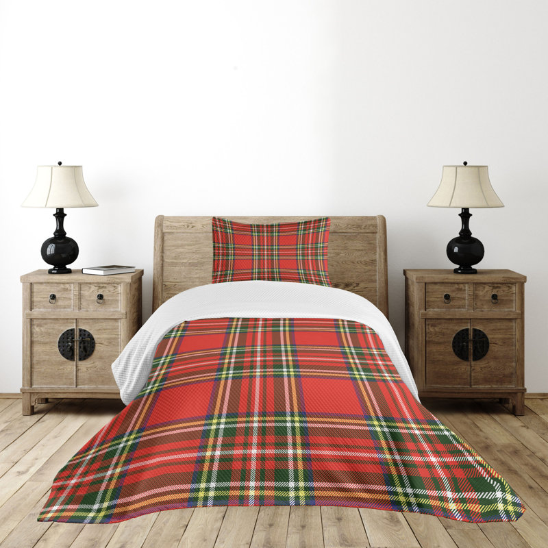 Twin White Quilted Plaid Bedspread Set with Pillow Sham