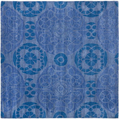 Kouerga Hand Tufted Wool/Viscose Damask Rug in Blue