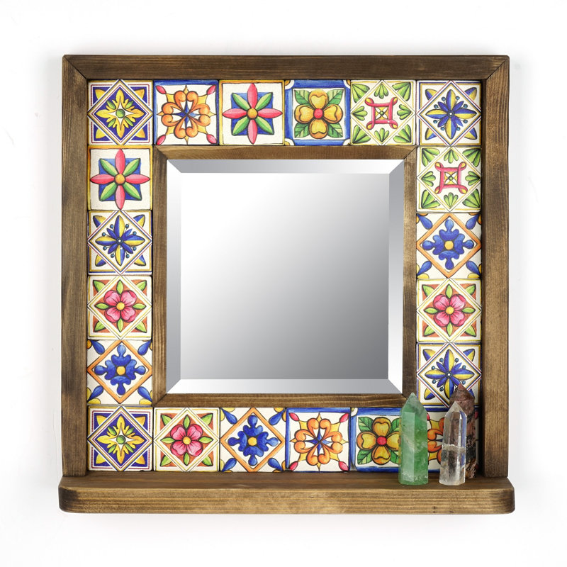 Miroir rustique en bois de pin, 12,6 po x 12,6 po | Cadre en travertin et calcaire 100% naturel, finition à base d'eau | Comprend un miroir en verre et 5 crochets de suspension | Parfait pour les décors traditionnels et du sud-ouest