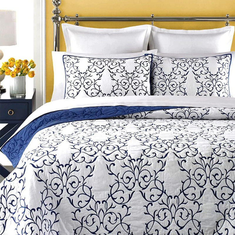 Embroidered 2-Piece Cotton Reversible Quilt Set, King Quilt + 1 Pillowcase