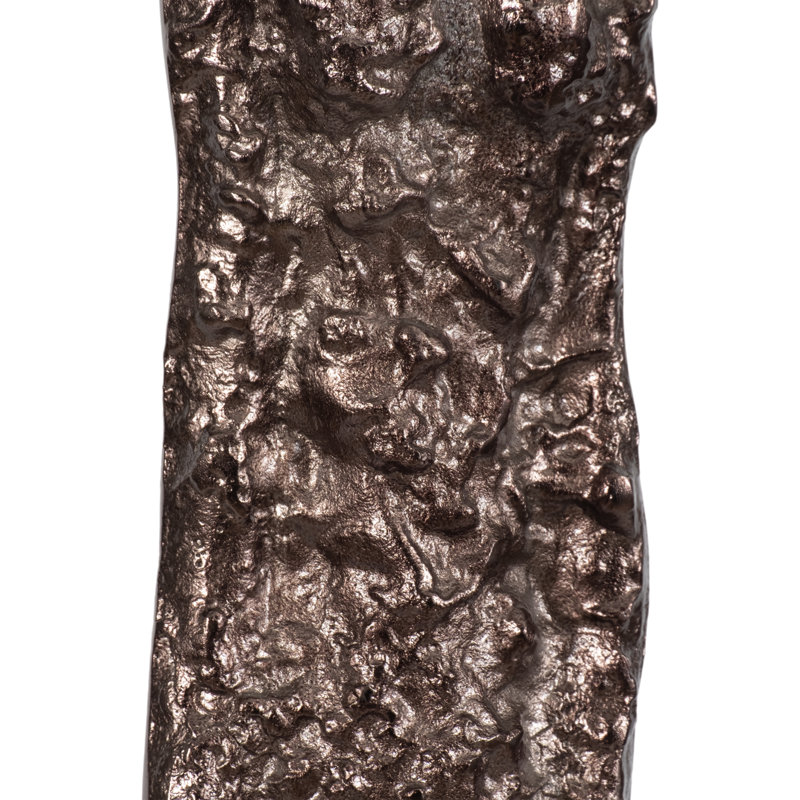 Sculpture moderne en métal et en aluminium avec forme humaine abstraite texturée, conception de figurine décorative contemporaine, silhouette minimaliste artistique pour un affichage contemporain élégant