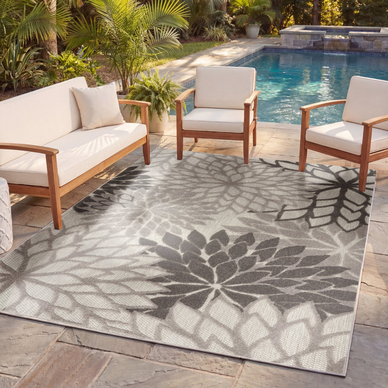 Tapis intérieur / extérieur à motif floral Arnkell, Rectangle 3 pi 6 po x 5 pi 6 po