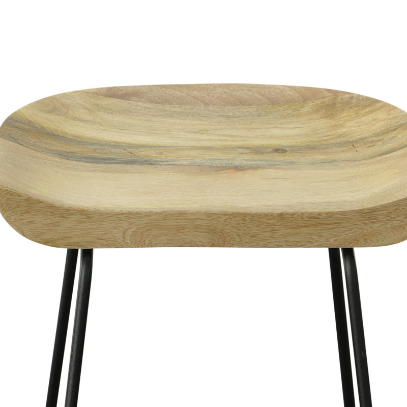 Tabouret de bar et de comptoir en bois massif Samanthia, Naturel/noir, Tabouret de bar (siège d’une hauteur de 30,5 p