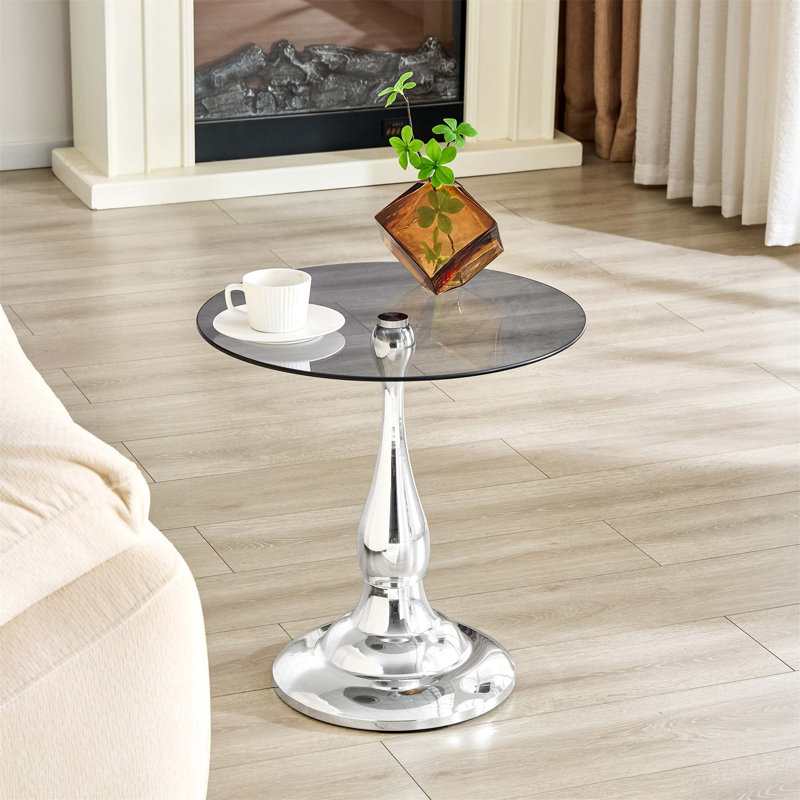 Table d'appoint ronde moderne argentée avec plateau en verre trempé, parfaite pour les salons, les chambres et les patios