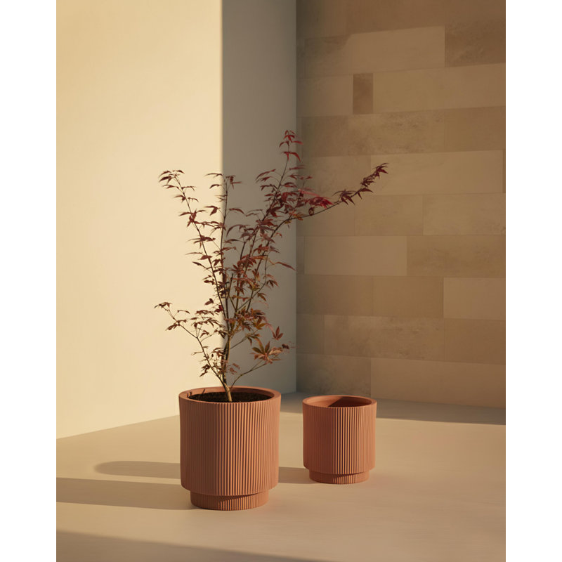 Pot Planter, 14.57" H x 14.57" W x 14.57" D