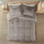 Ensemble d'édredon à poil long simple / simple TG avec envers en peluche doux, hypoallergénique et élégant pour les chambres modernes-119369652-119369648