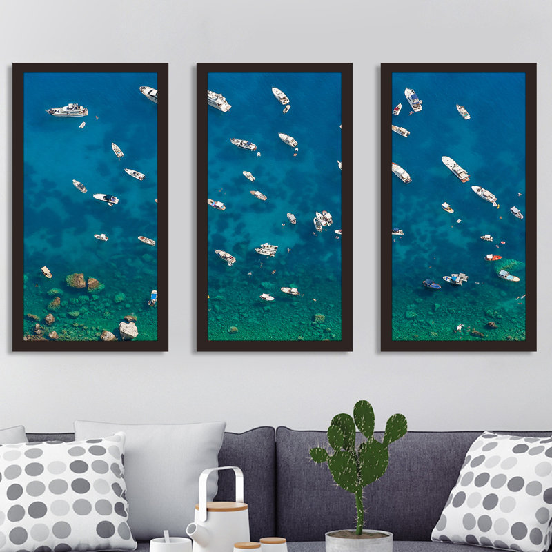 Yacht in Capri, Italie, ensemble de 3 reproductions de photos sur acrylique, H 33,5 po x l 52,5 po x P 1 po