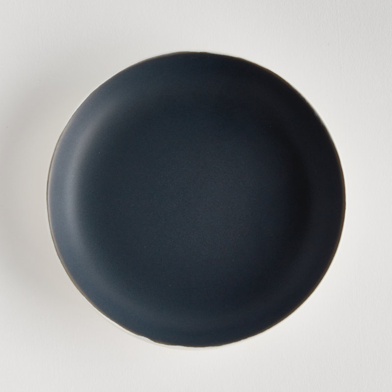 MONARCH BAY APPETIZER PLATE, White/Navy
