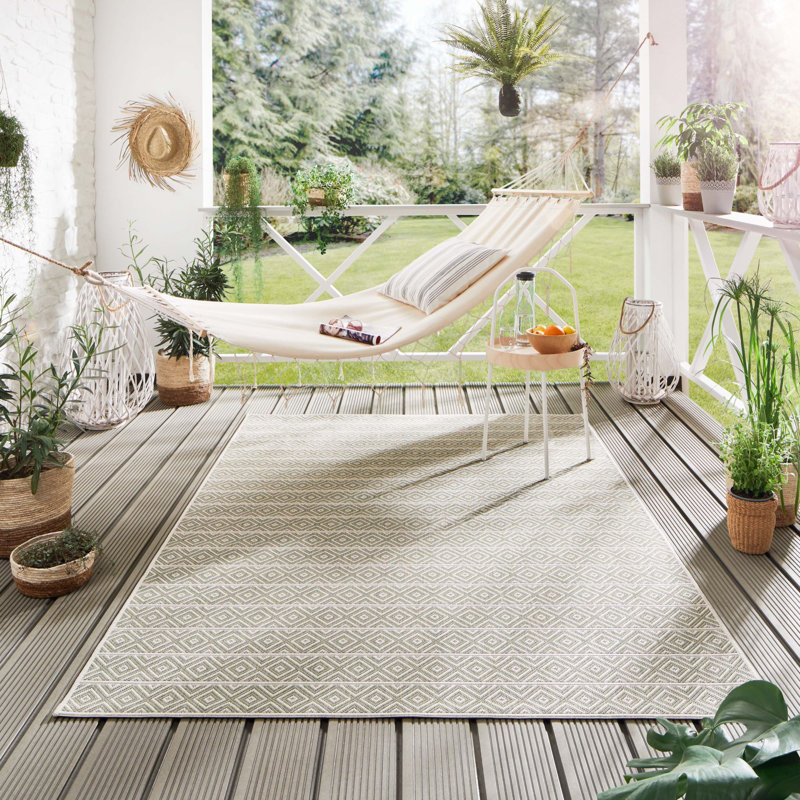 Elisha Striped Indoor / Outdoor Area Rug, Rectangle 135 x 190cm