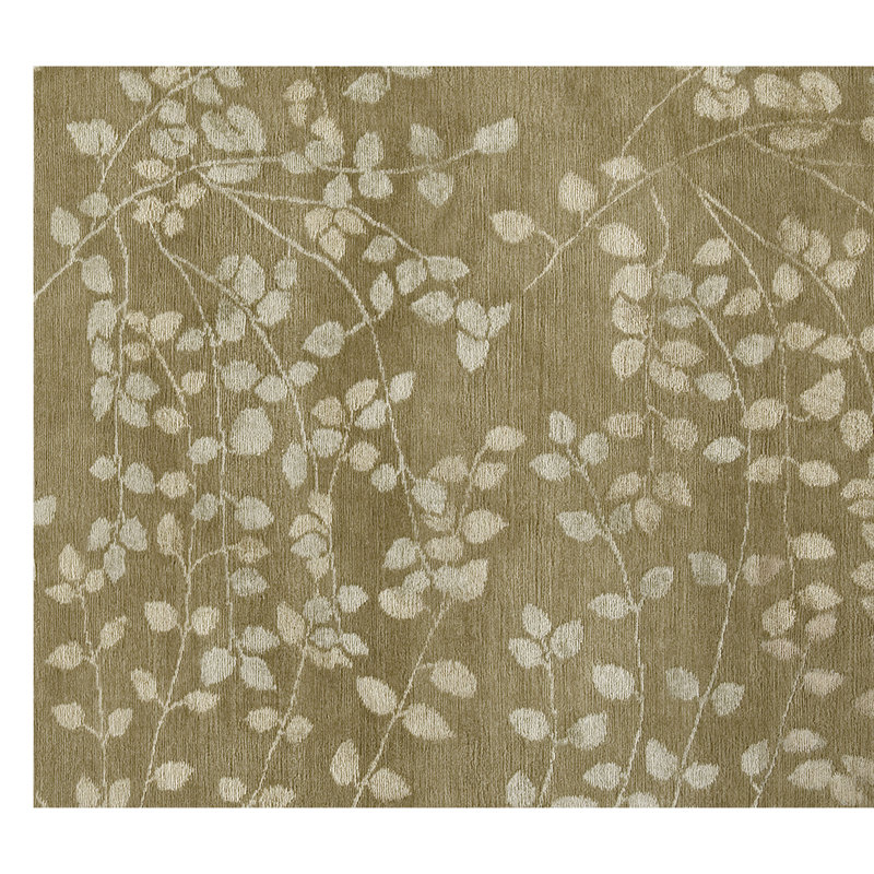 Hand Woven Silk and Wool Floral Area Rug, Rectangle 4' x 6'