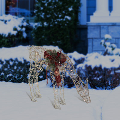 Grazing Doe Lawn Art