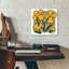 «Abstract Floral on Taupe» par St. Hilaire Elizabeth, art mural en verre acrylique-919719213