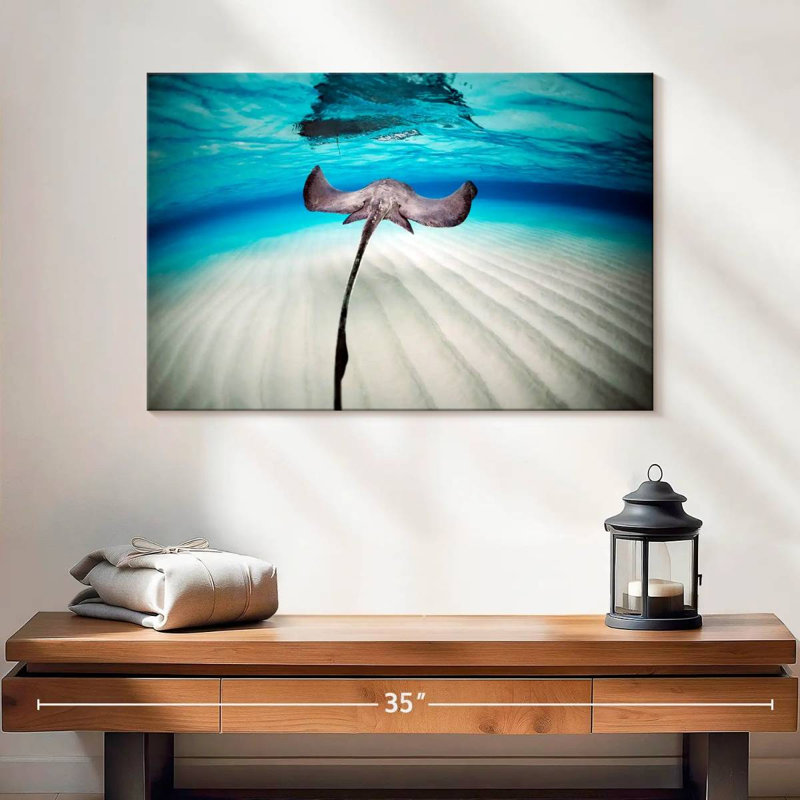 Brampt Stingray Underwater Scenery, 16" H x 24" W