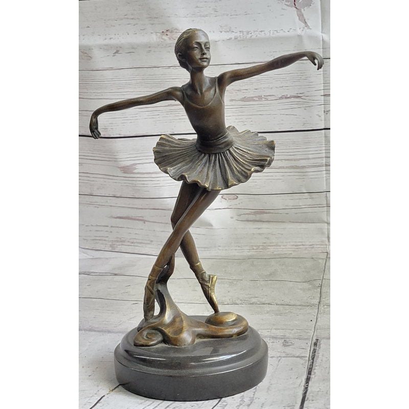 Figurines et sculptures Tangie