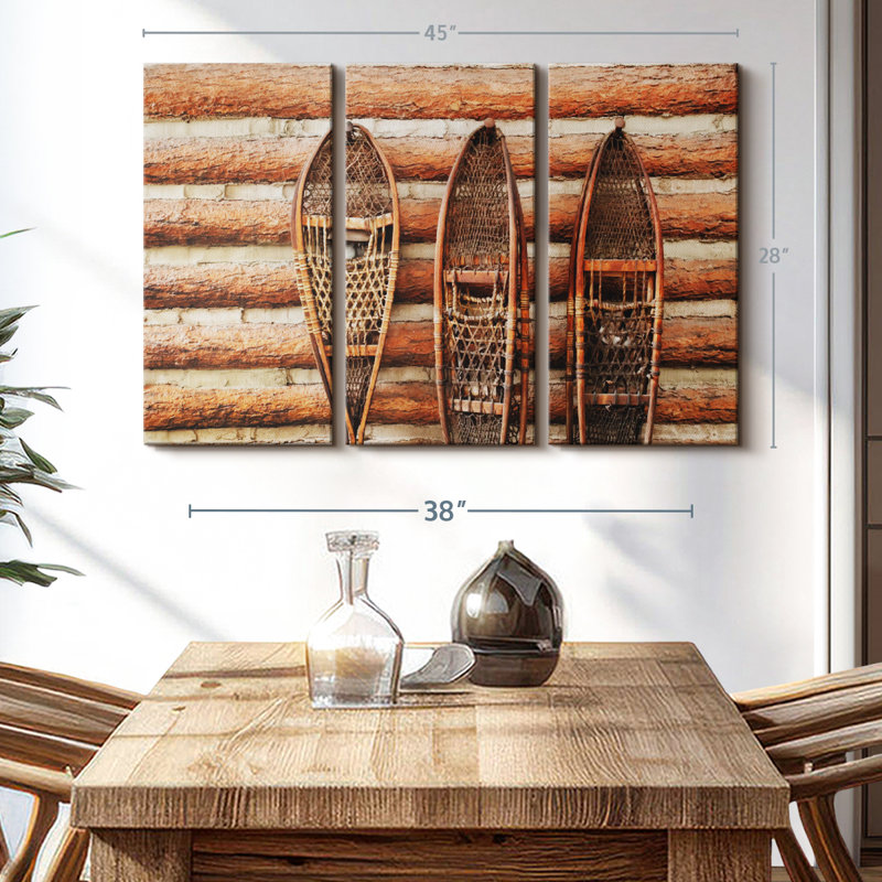 «Vintage Snow Shoes» sur toile, H 28 po x l 45 po