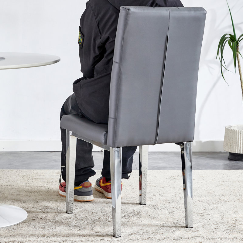 Élégant ensemble de 6 chaises de salle à manger grises avec une structure en métal exquise et des chaises sans accoudoirs à dossier, 6 supports tendance