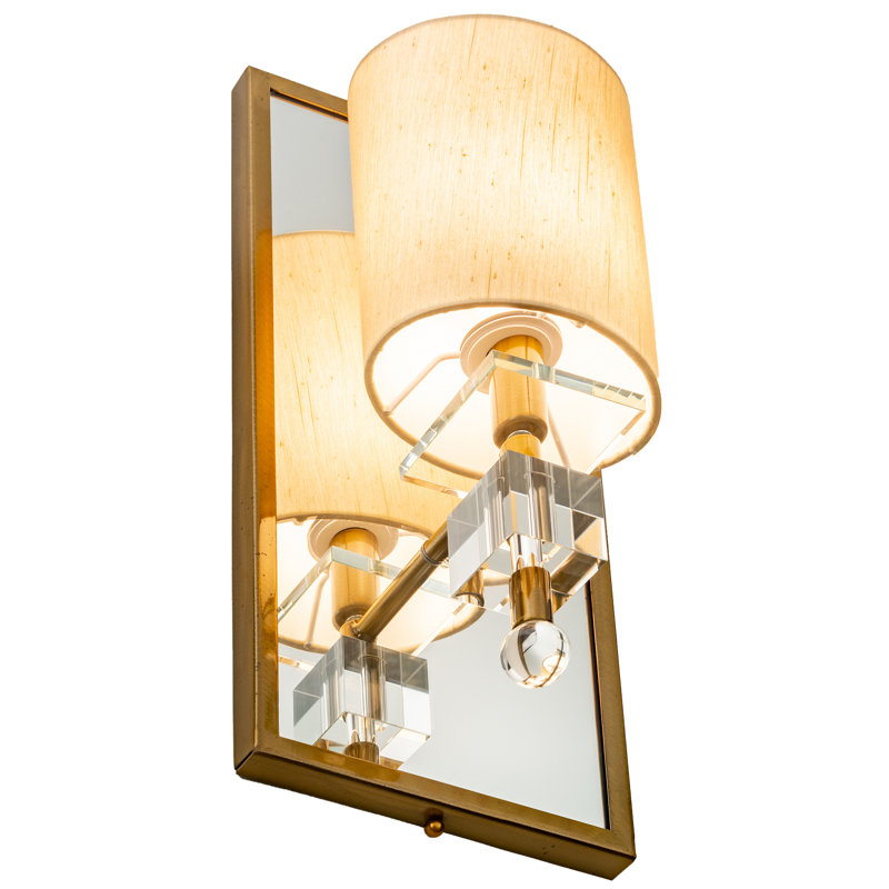 Barfleur 1 - Light Wallchiere