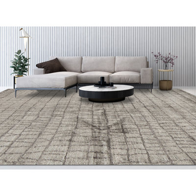 Windsom Geometric Area Rug in Gray