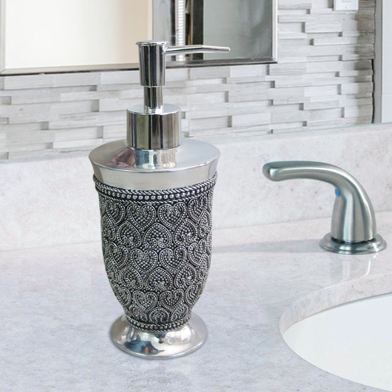 Beaded Heart Bathroom Accessory