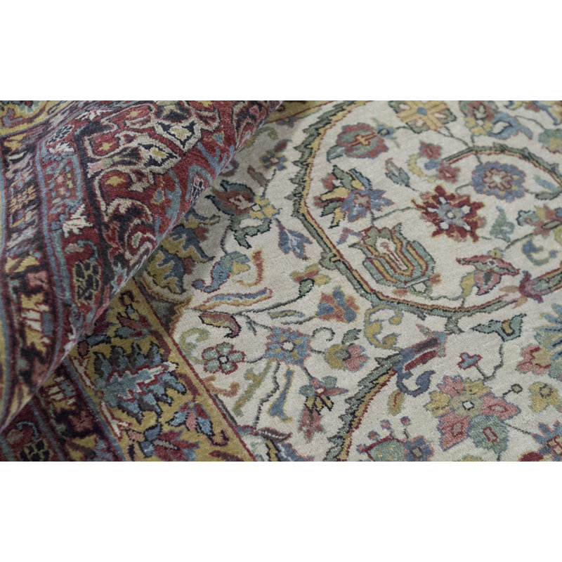Wool Oriental Area Rug in Gold/Rust/Blue