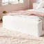 Lit de sol double Teddy, recouvert de tissu, cadre de lit pour enfant bas avec tête de lit festonnée. Blanc-1619029238