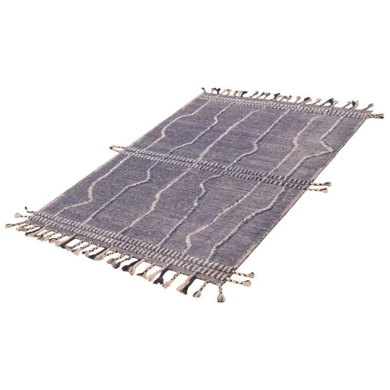 Tapis unique bleu marine 5 pi 6 po x 7 pi 9 po Oriana