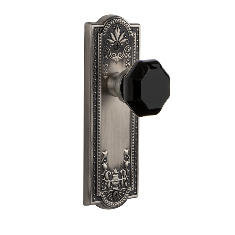 Plaque Grand Parthénon avec bouton de porte Lyon, Étain antique, 2-3/4"