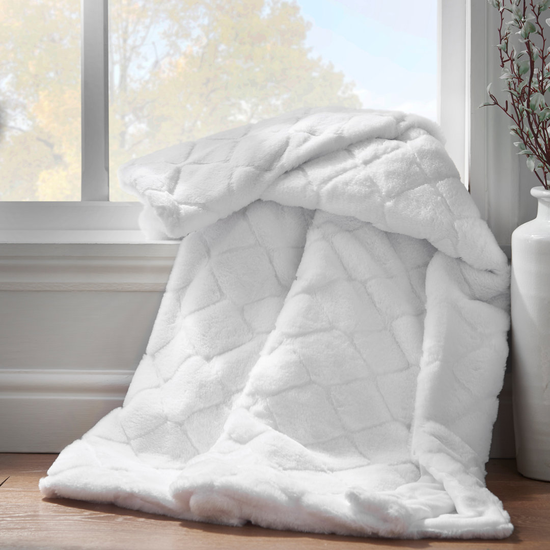 Cosy Diamond Faux Fur Soft 130x170cm Blanket Throw
