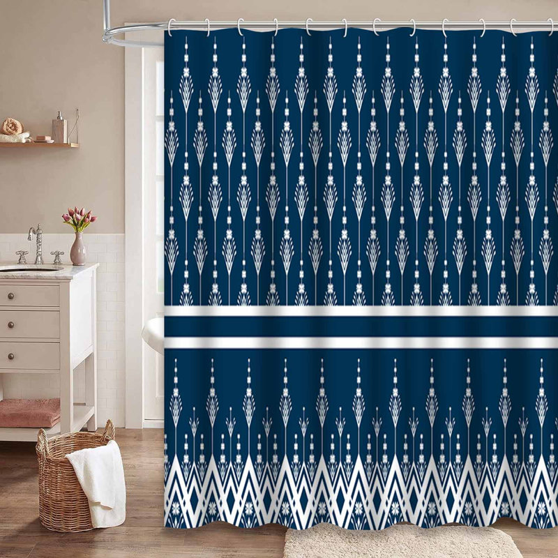Rideau de douche géométrique Batik Blue avec 12 crochets, L 72 po x l 84 po