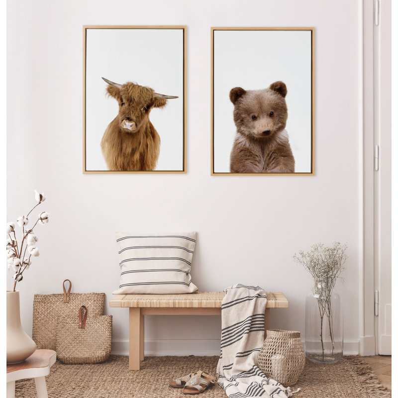 "Animal Studio Highland" par Amy Peterson, reproduction d'art sur toile encadrée, 23 po x 33 po, Encadré naturel