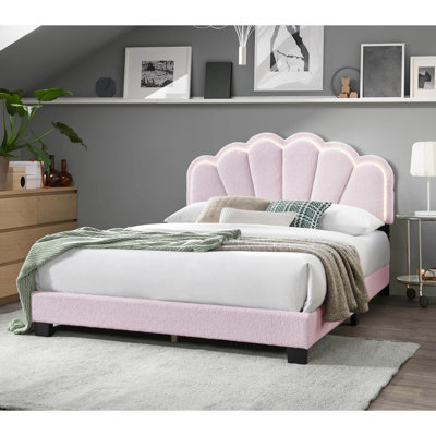 Lit plateforme moderne et glamour California King avec éclairage DEL, tête de lit réglable en forme de coquillage et arc, beige