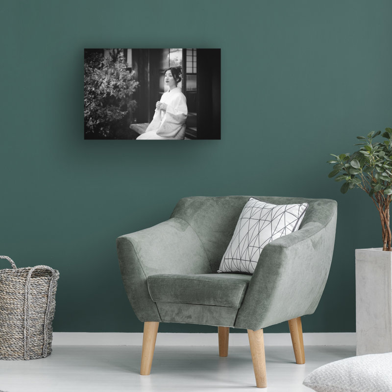 Nobu Ishijima  Risa Canvas Art, 16" H x 24" W
