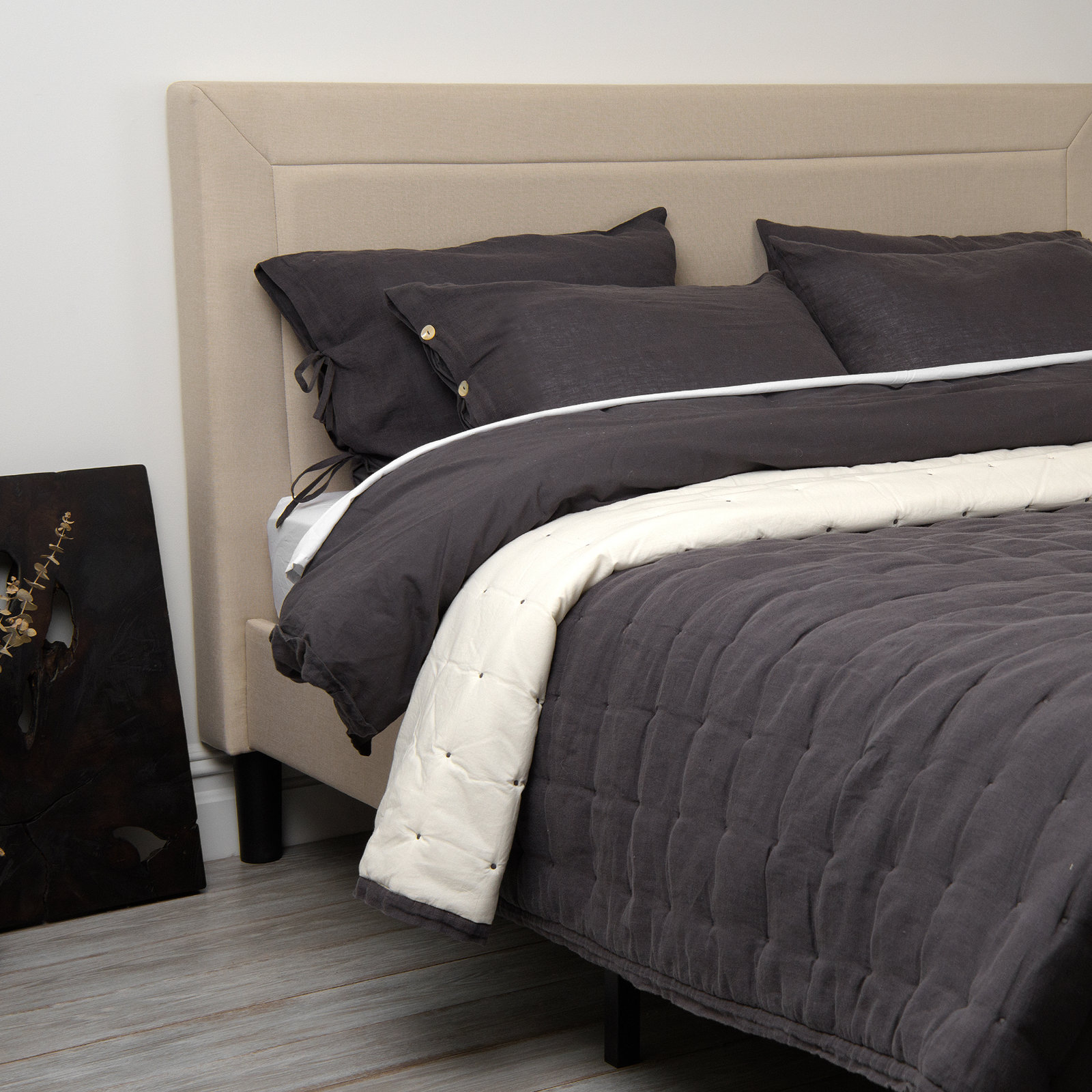 Linen Quilt Set, King Quilt, Gray